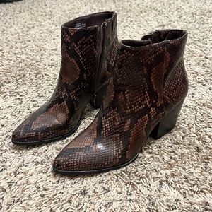 Brand new brown snake skin boots size 8